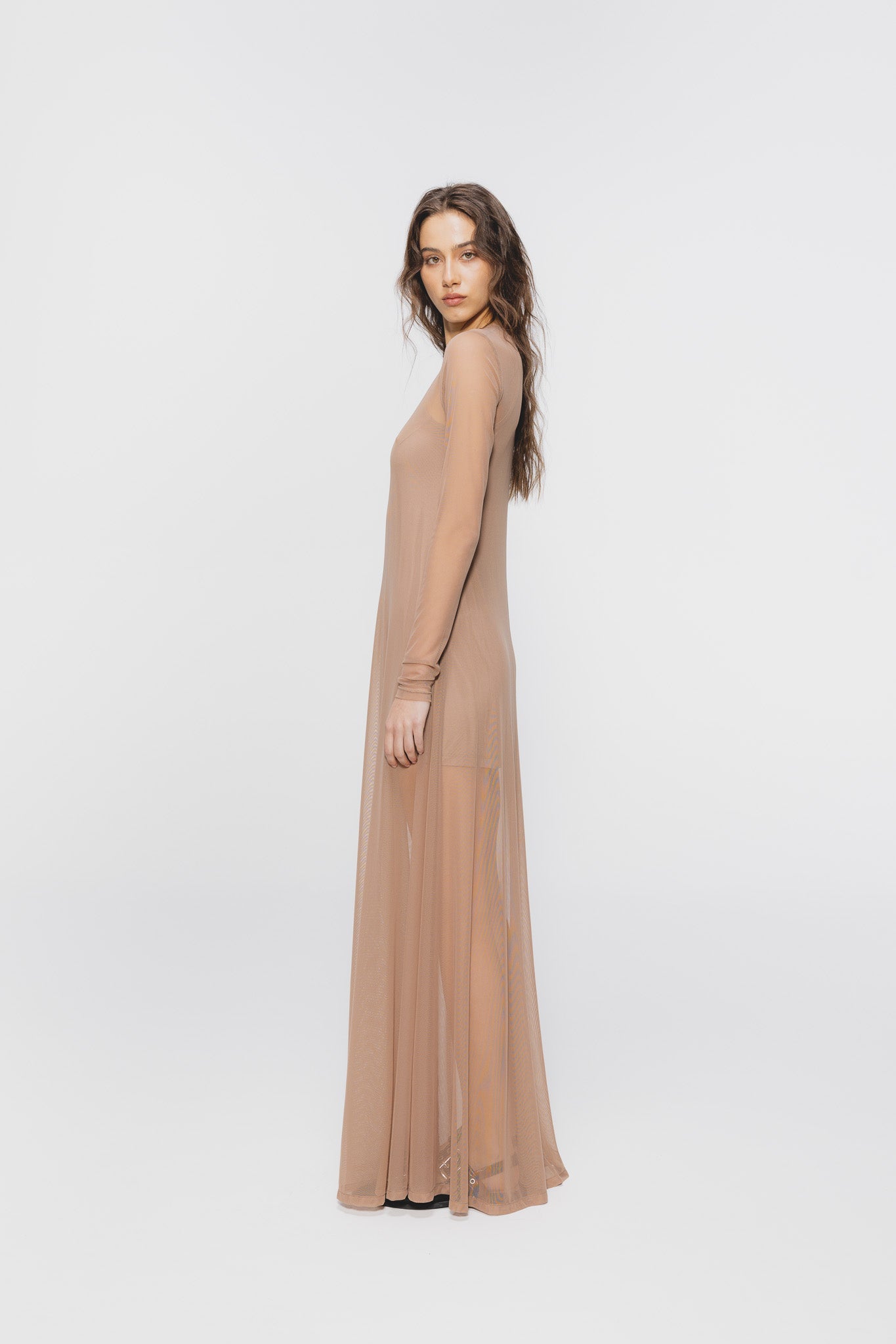 Sukienka Lucjana Karmelowy