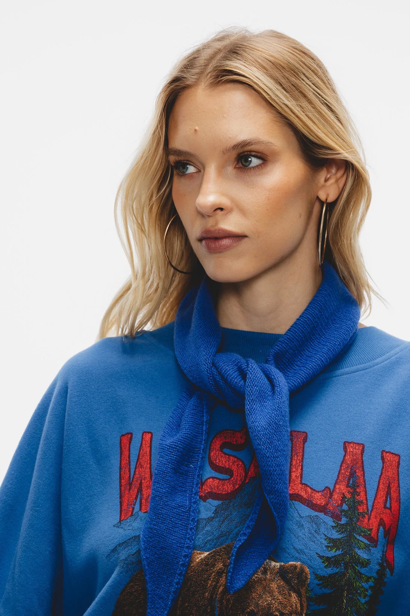 Chusta Iris Niebieski