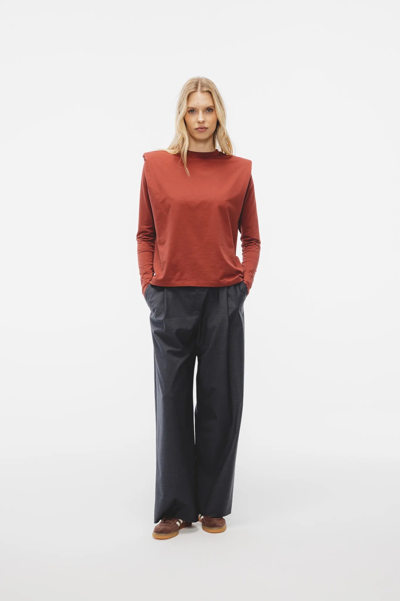 Longsleeve Honia Ceglasty