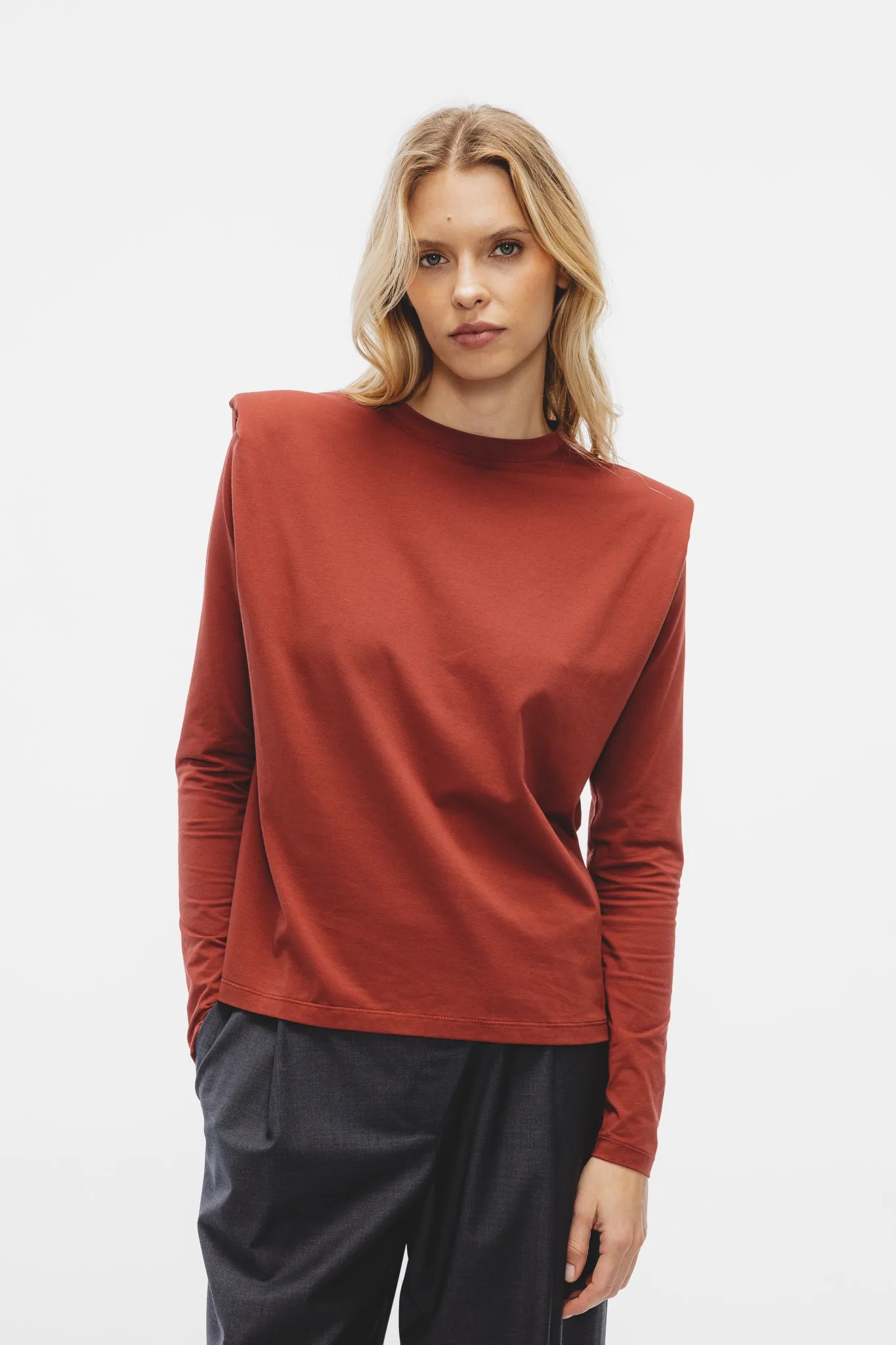 Longsleeve Honia Ceglasty