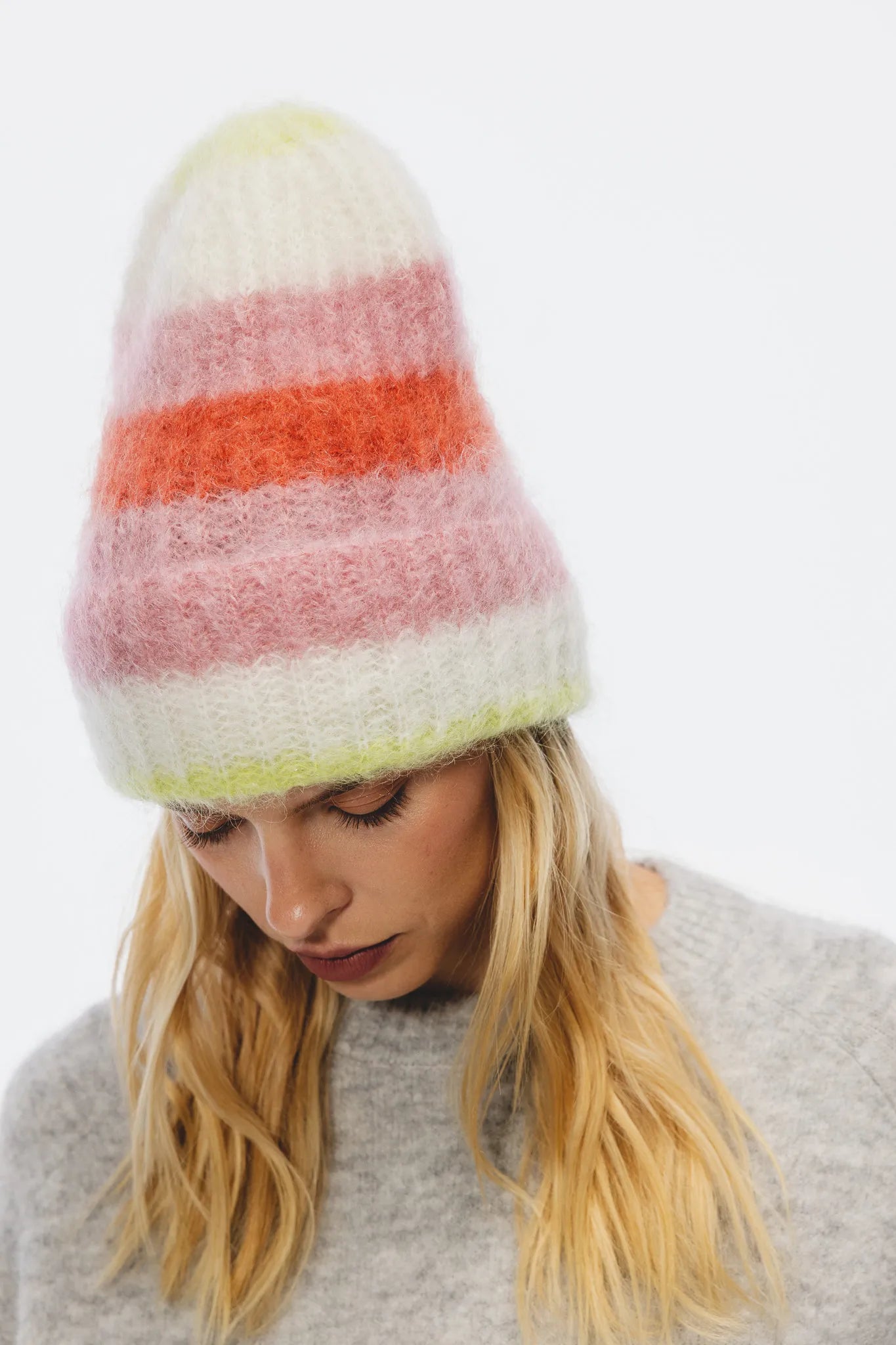 Czapka Róża Różowy