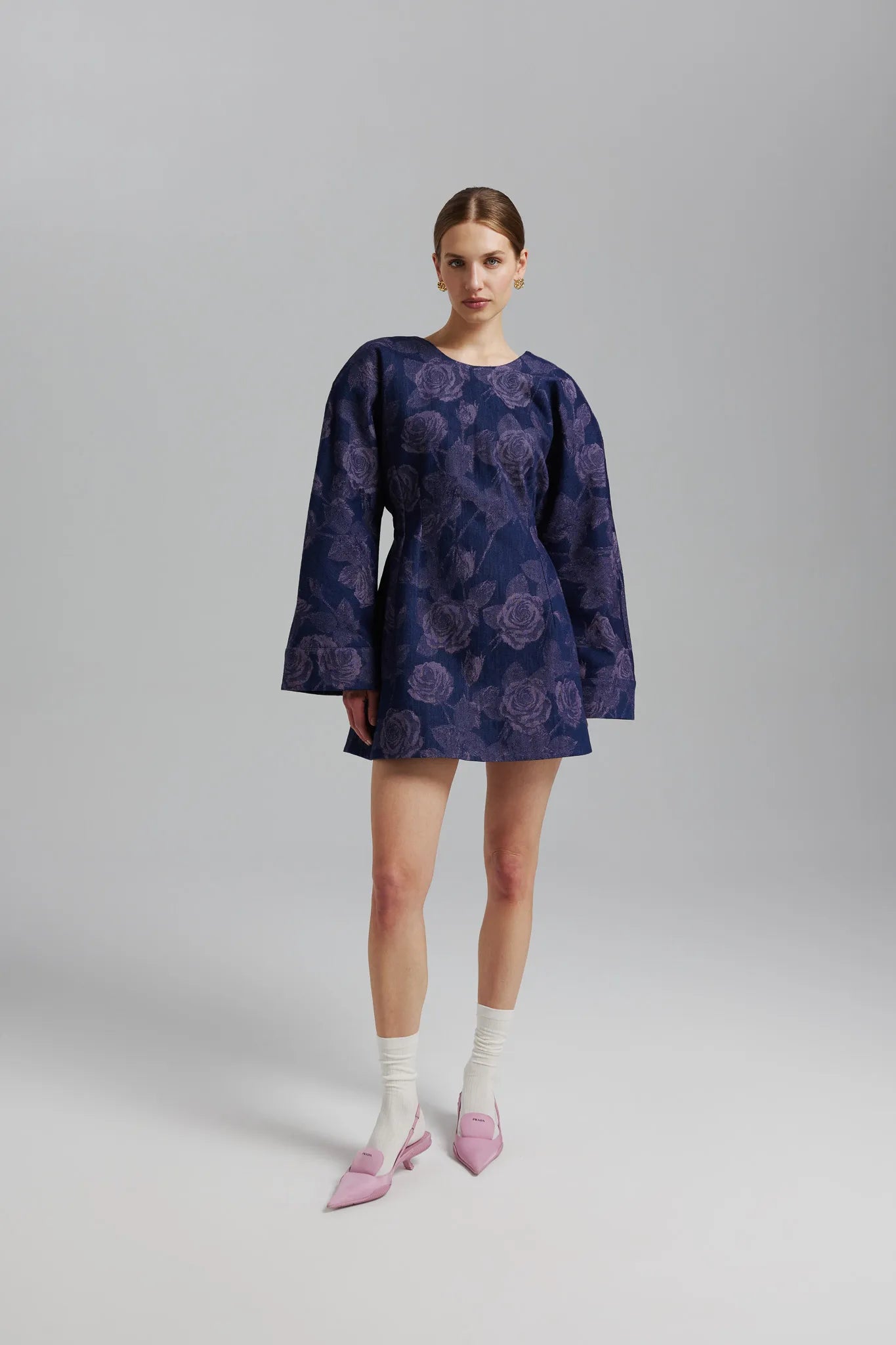 Sukienka Tella Żakard Fioletowy Róż