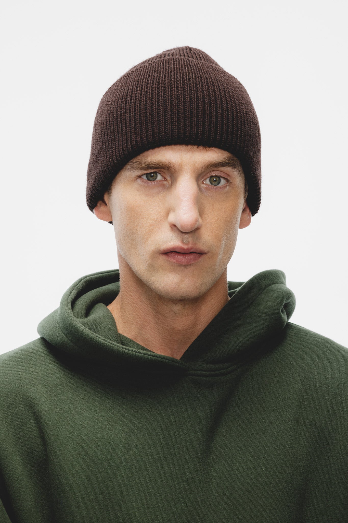 Czapka Emi Ciemny Czekoladowy